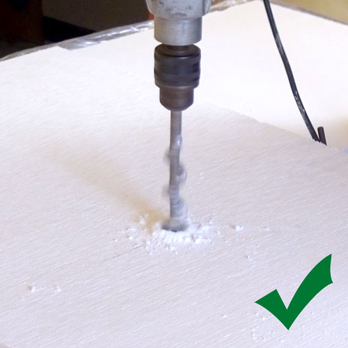 Klimaplatten durchbohren für Löcher, Steckdosen und Schalter